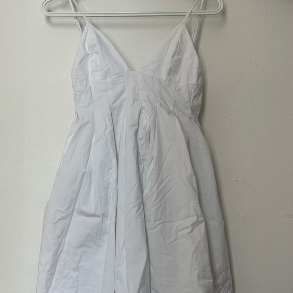 Zara Crisp White Mini Dress - Picture 2 of 2
